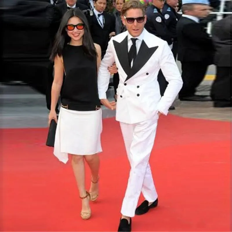 Ivory Groom Tuxedos Excellent Double-Breasted Groomsmen Wedding Tuxedos Men Formal Dinner Party Prom Blazer Suit(Jacket Pants Tie) 1103
