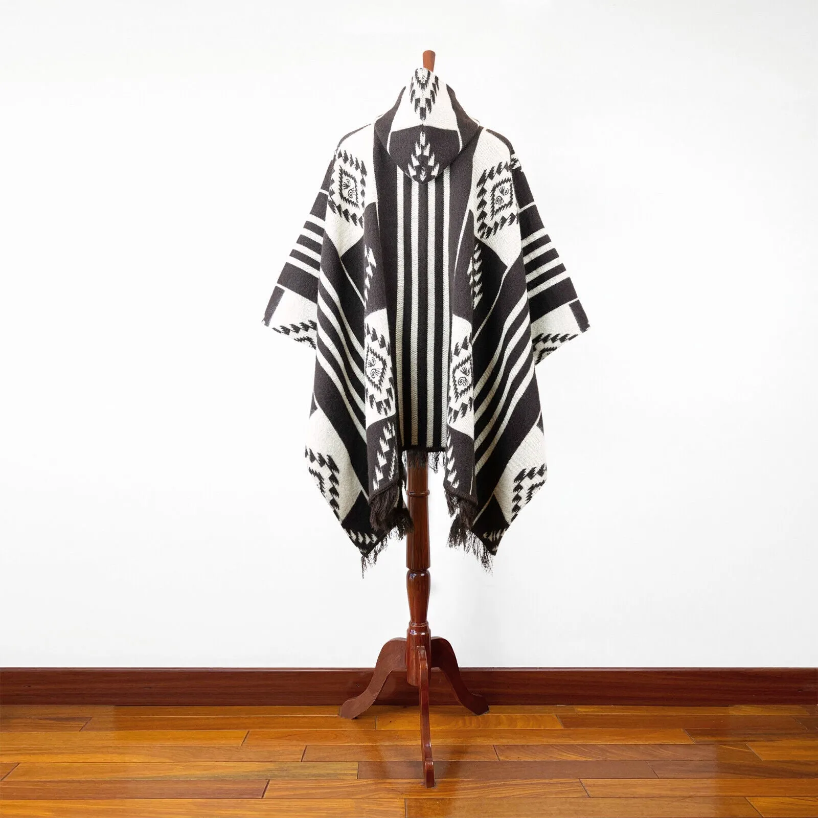 Numbilungo - Baby Alpaca wool Unisex Hooded Poncho Pullover M-XXL - brown - Aztec pattern