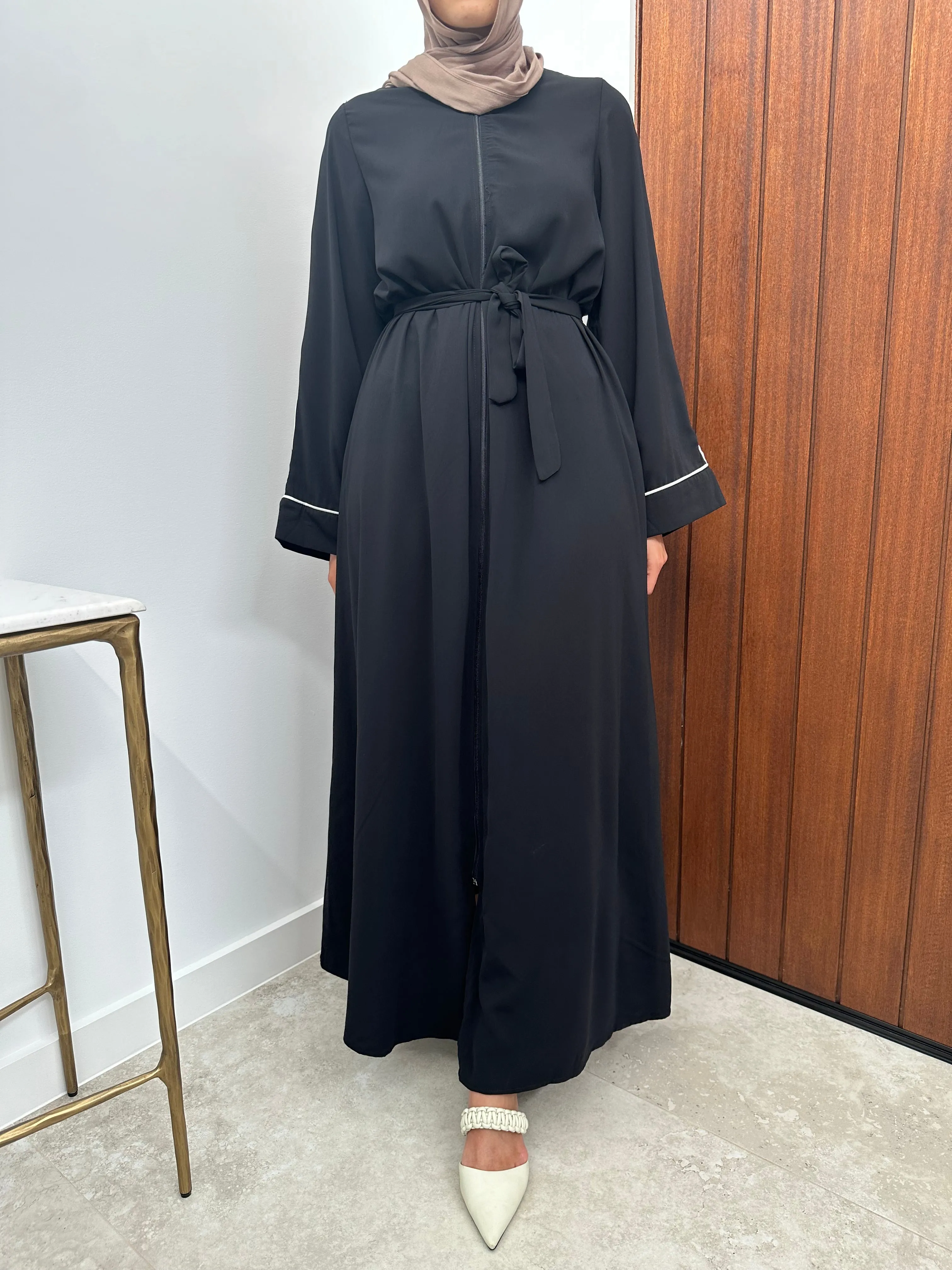 QAMAR ABAYA