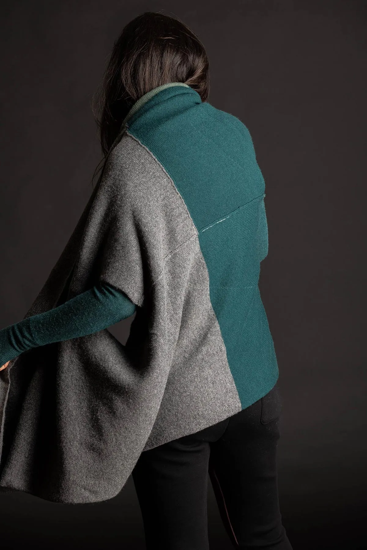 Reversible Color Block Vest - Juniper/Thunder